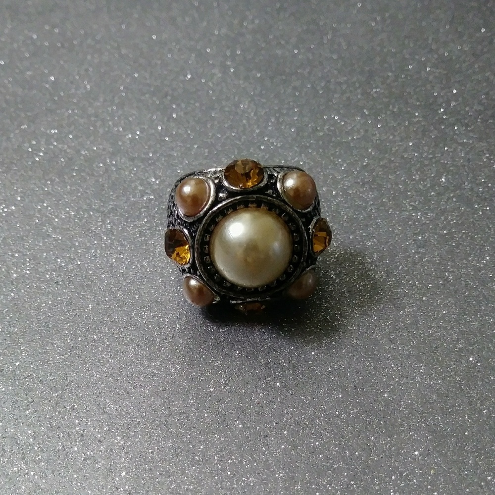 **3 for $9** NWOT Pearl & Jewel Ring - Adjustable